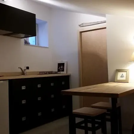 Frühstückspension Cariddi Attic